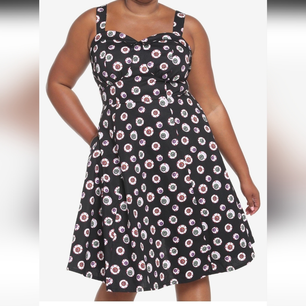 NWT Social Collision Retro Eyeball Dress